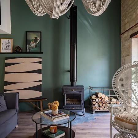 Maison Du Charron - 3 Bedroom With Terrace Ferienhaus