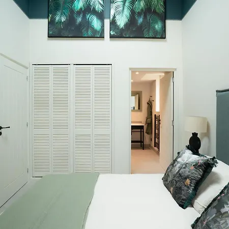Maison Du Charron - 3 Bedroom With Terrace Saint-Jean-dʼAngély